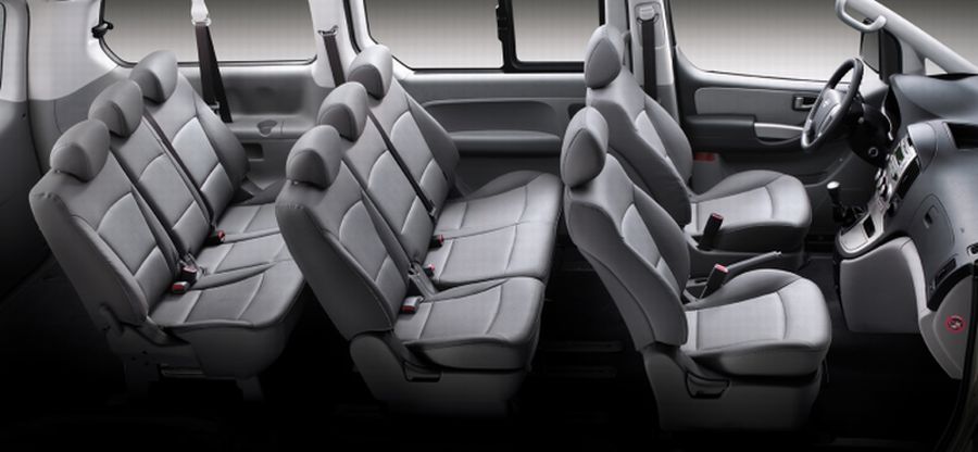 seating Hyundai: 7 passengers and luggage